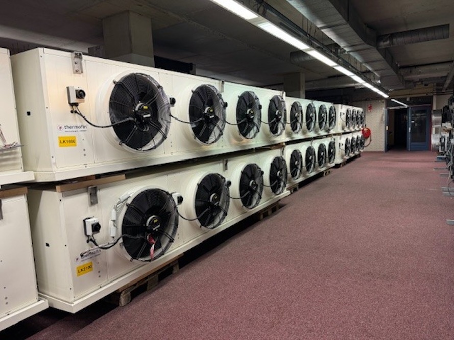 Foto 1-Thefmofin kooler 50kw.jpg